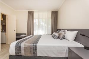 dawson motor inn motel