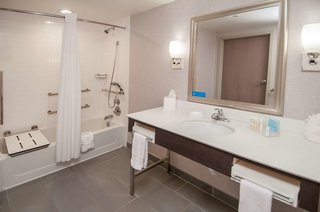 hampton inn and suites jackson ridgeland