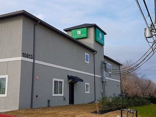 Empire Inn Cypress,Downtown Houston>>Cypress,3 star