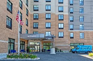 Hampton Inn & Suites Boston/Waltham,Lexington>>Boston,3 star