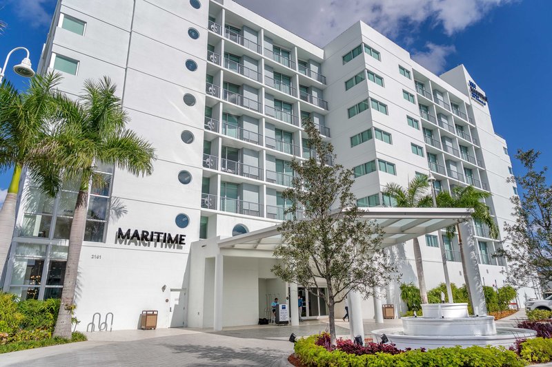 maritime hotel fort lauderdale airport and cruiseport