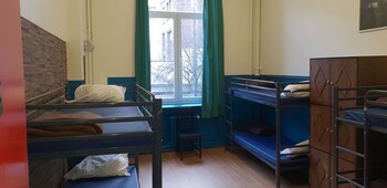 hostel van gogh