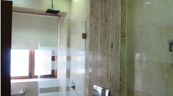 regent hotel
