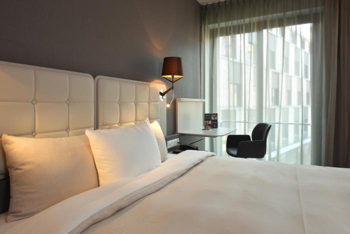 martins louvain la neuve