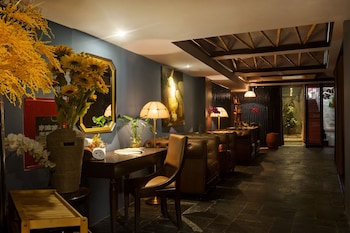 ogallery premier hotel and spa