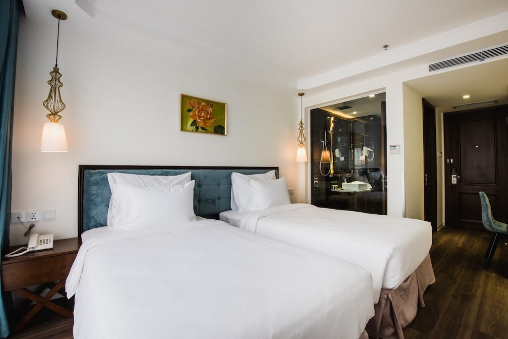 adaline hotel and suite