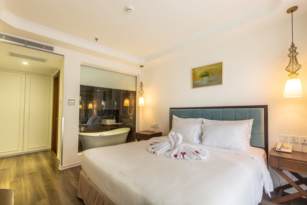 adaline hotel and suite