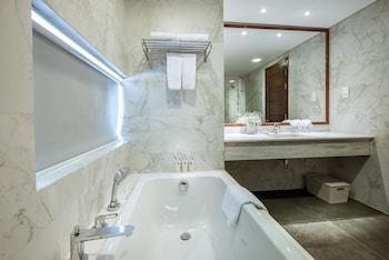 dream hotel and apartment