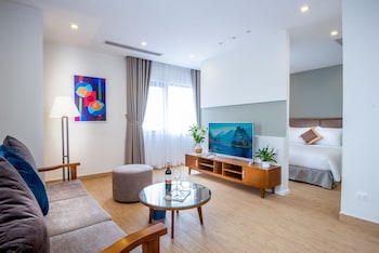 dream hotel and apartment