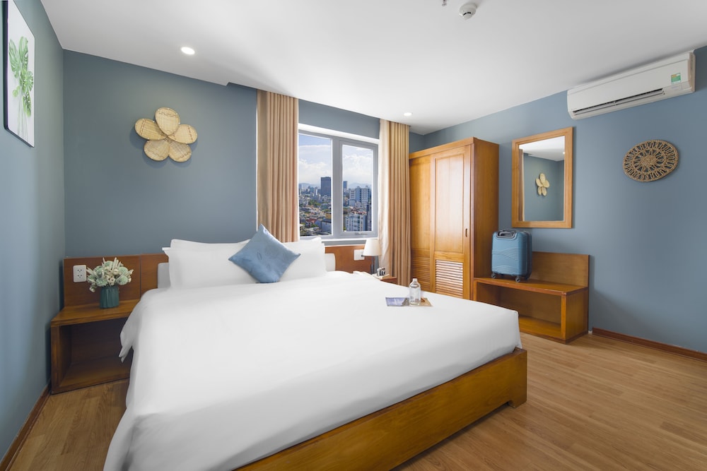 merry land hotel da nang