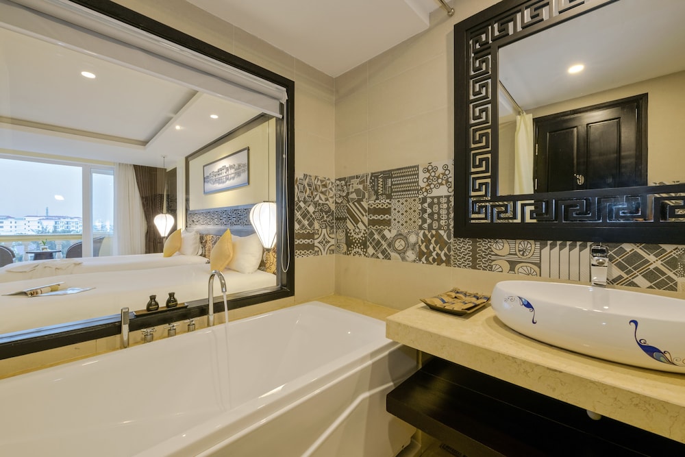 le pavillon hoi an luxury resort and spa