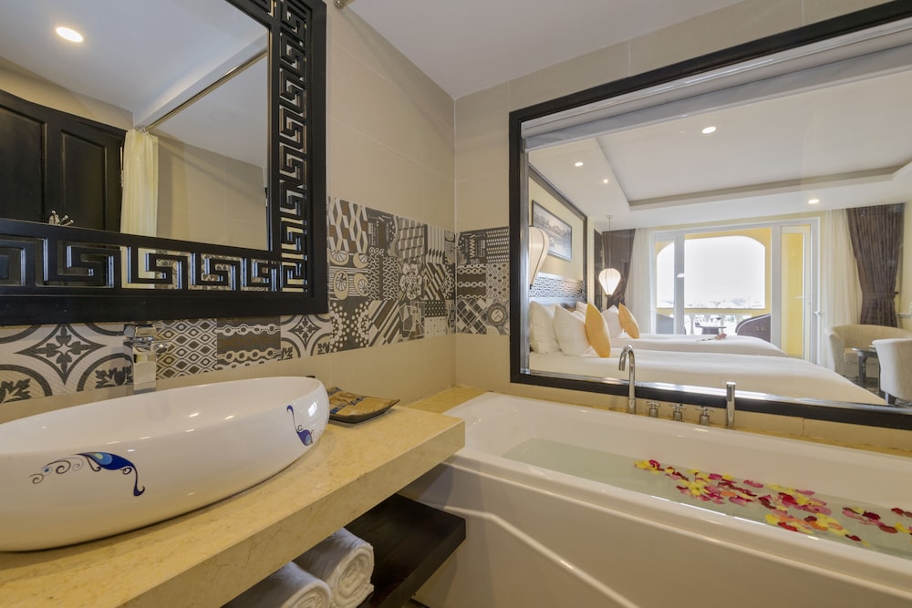 le pavillon hoi an luxury resort and spa