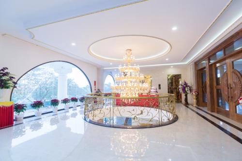 Tan An Palace,Hai Phong>>Cat Ba Island,4 star