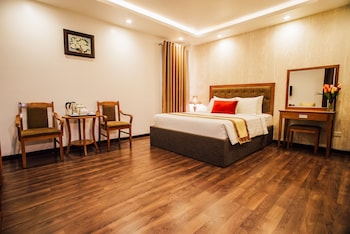 new space hotel airport