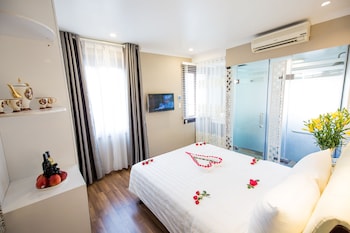 little hanoi deluxe hotel