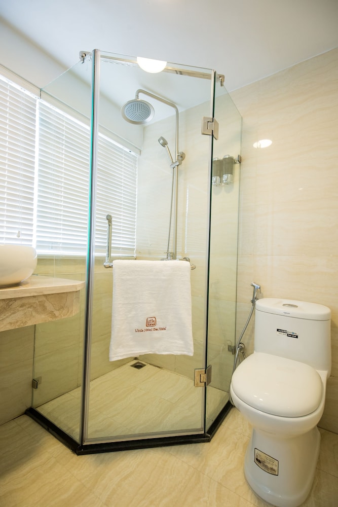 little hanoi deluxe hotel