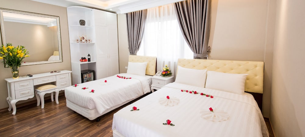 little hanoi deluxe hotel