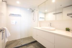 Coolum Caprice,Coolum Beach>>Brisbane,4 star