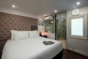 golden rooster hotel