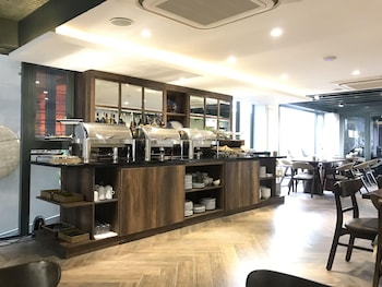 the herriott hotel and suite danang