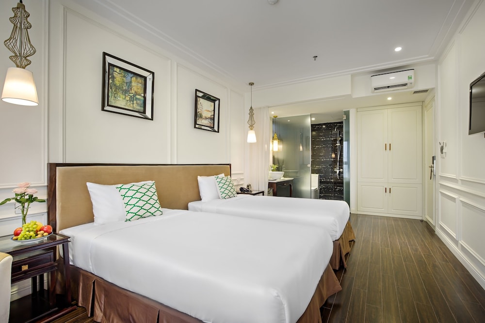 the herriott hotel and suite danang