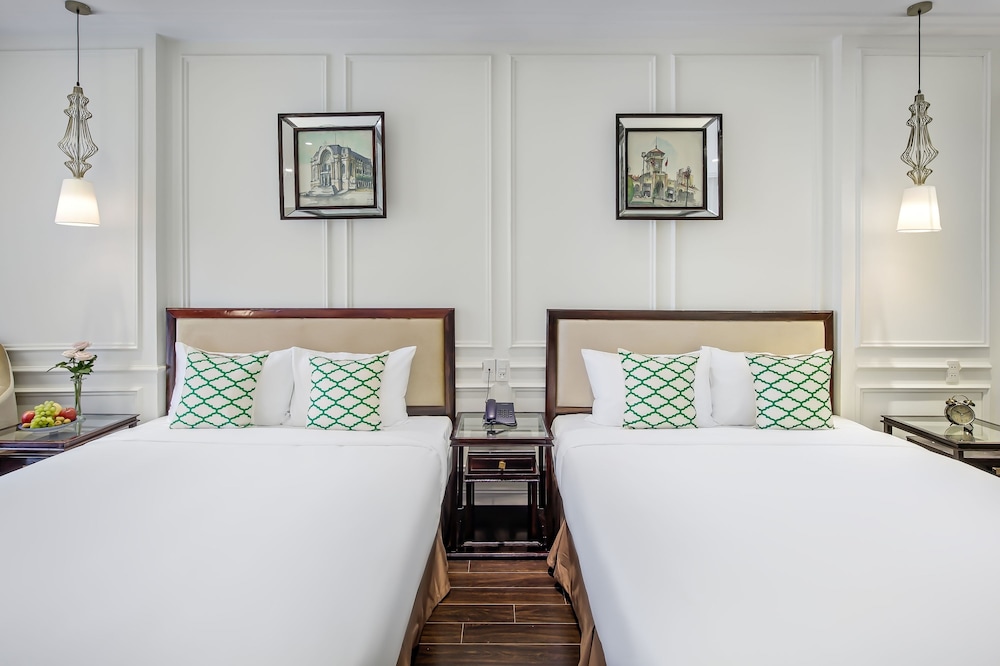 the herriott hotel and suite danang