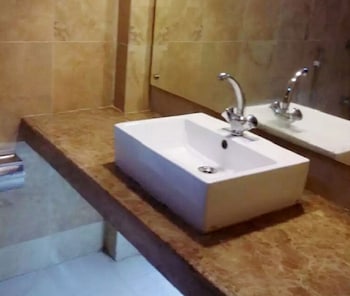 shaira garden resort