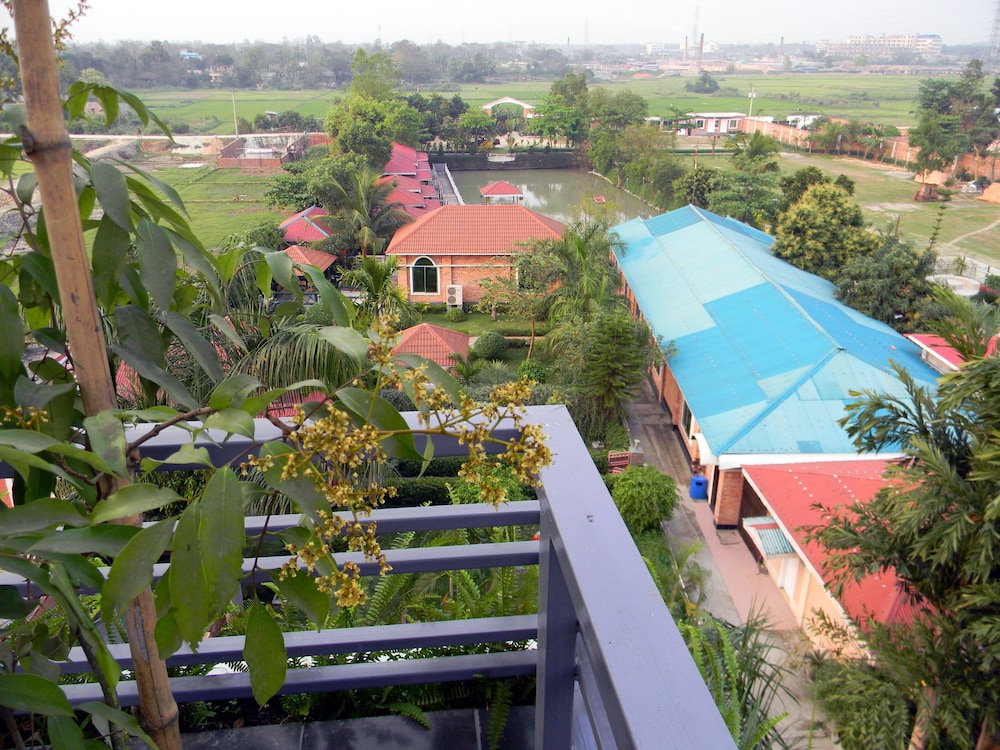 shaira garden resort