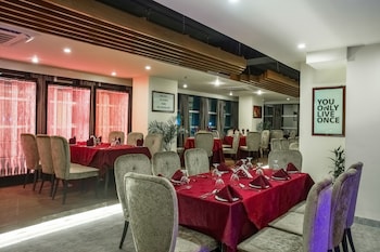 hotel noorjahan grand