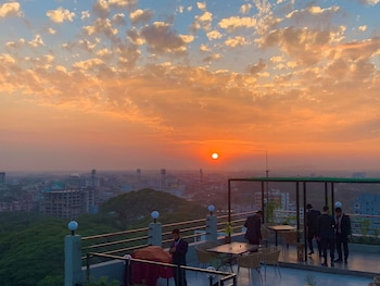 hotel noorjahan grand