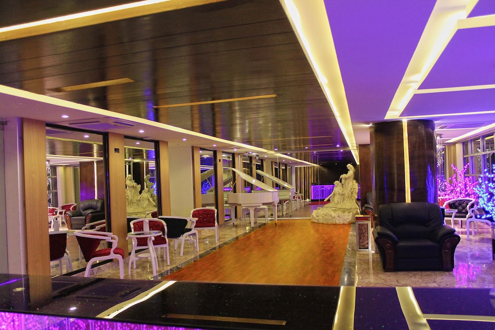 hotel noorjahan grand