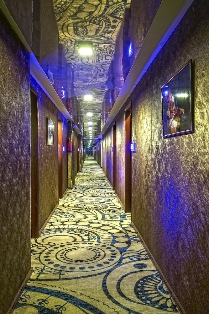 hotel noorjahan grand