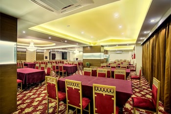 hotel noorjahan grand