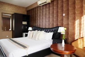 Civic Inn,Dhaka Division>>Dhaka,4 star