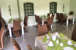 Hotel Zur Buche,,3 star