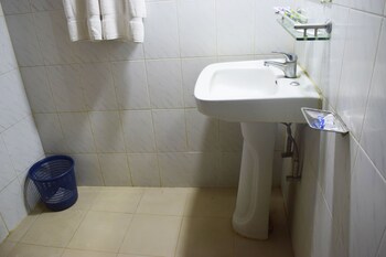 hotel givenci international