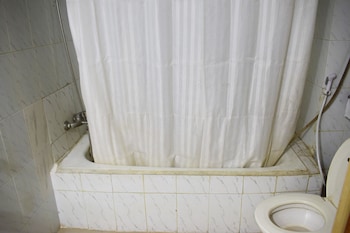 hotel givenci international