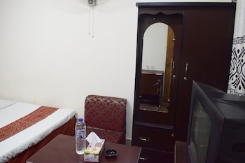 hotel givenci international