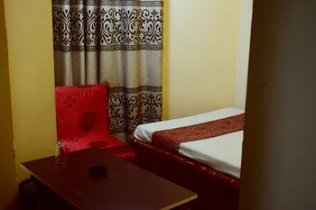 hotel givenci international