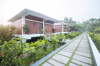 Sks Inn,Rangpur>>Gaibandha,4 star