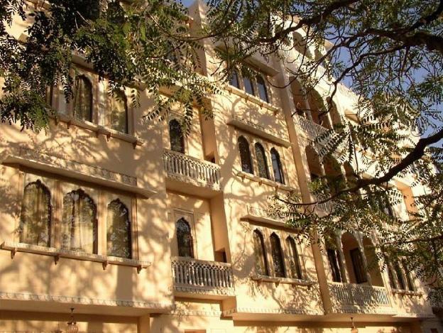 om niwas suite hotel