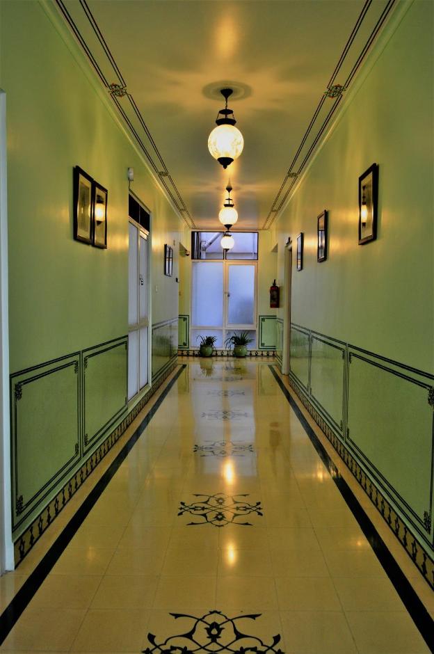 om niwas suite hotel