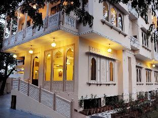 om niwas suite hotel