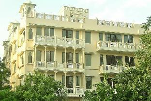 om niwas suite hotel