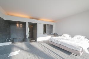 D-Hotel,Flemish Region>>Kortrijk,4 star