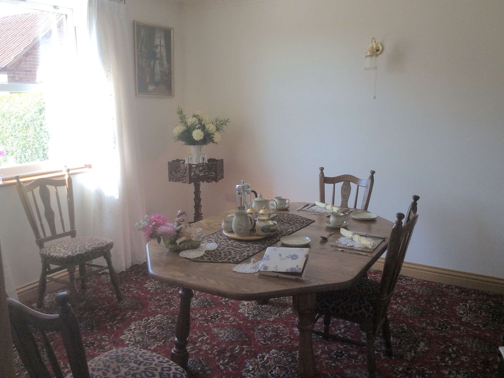 laurel lodge