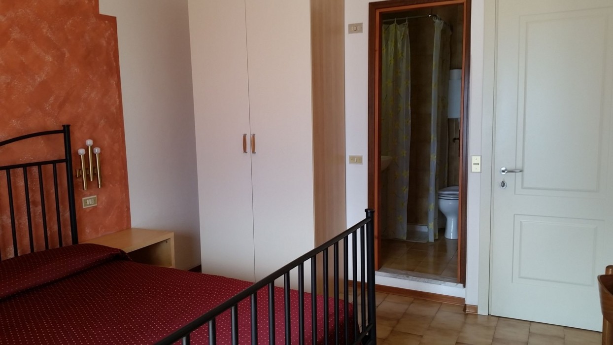 hotel augusta garni
