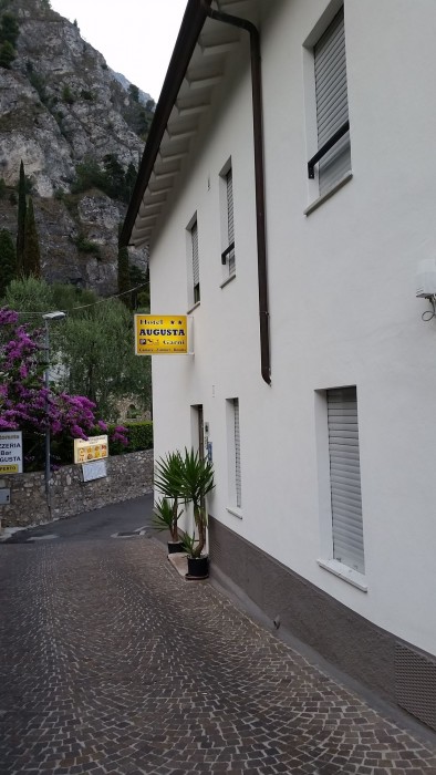 hotel augusta garni