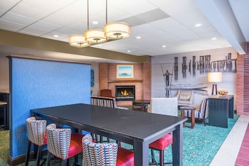 Holiday Inn Express Cambridge By Ihg,Cambridge>>Baltimore,3 star
