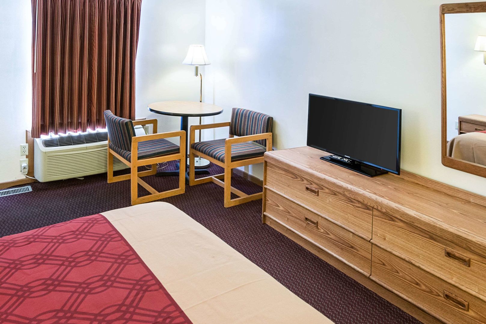 rodeway inn and suites